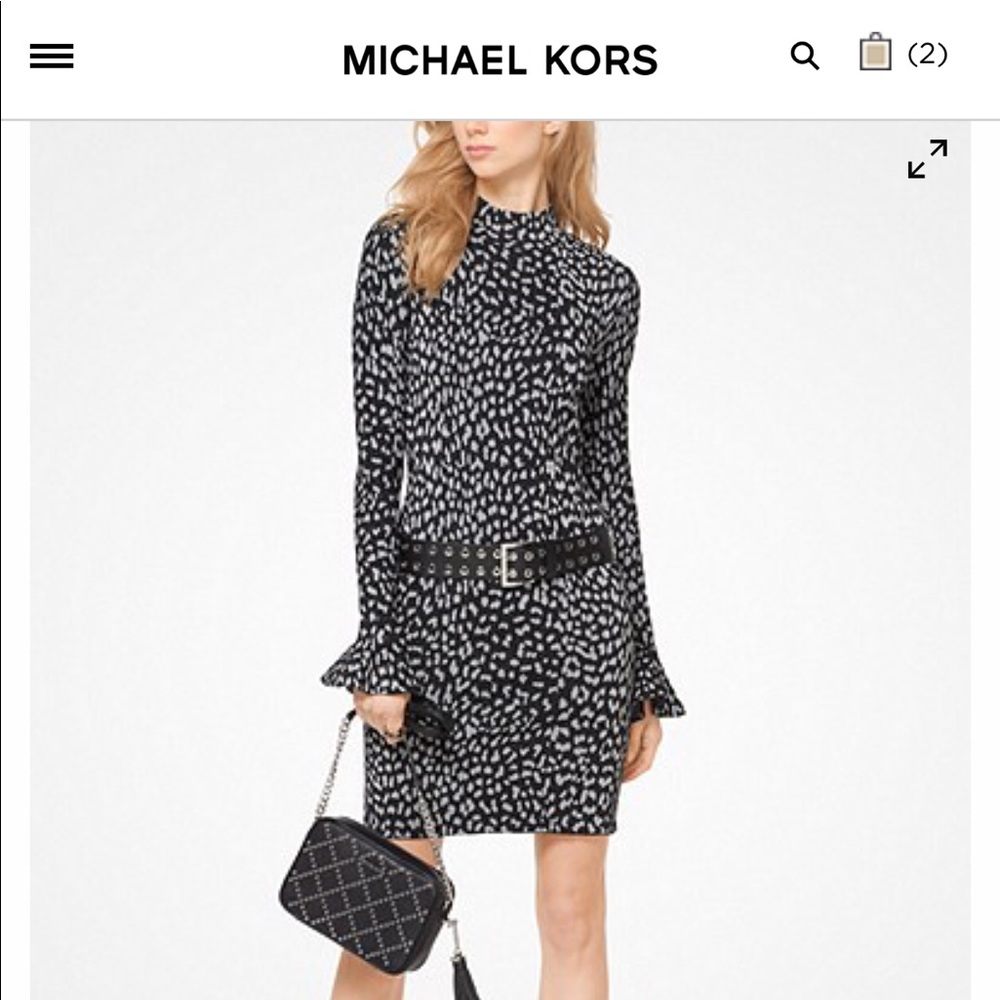 Bell sleeve mini dress